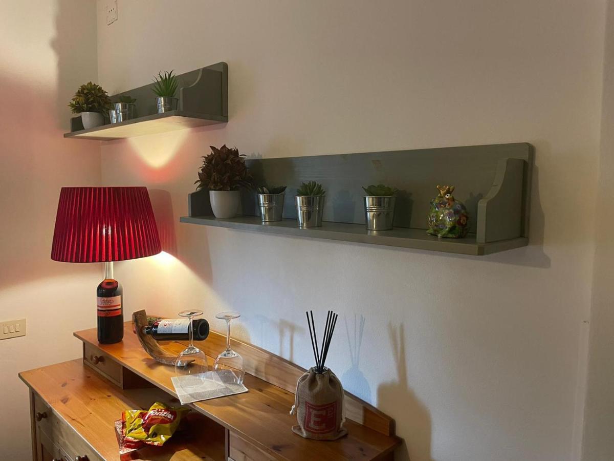The Loft E&E Chianti Room เอมโปลี ภายนอก รูปภาพ